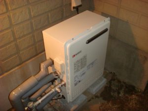 愛知県東海市 据置型給湯器 ノーリツ（GT-2050SARXBL） ガス給湯器取替工事