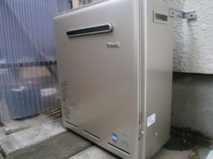 愛知県春日井市 リンナイ（RFS-E2003SA） 据置型 給湯器取替工事