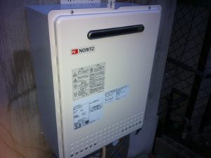 愛知県岡崎市 ノーリツ（ＧＴ-2050ＳＡＷＸ-ＢＬ） 壁掛け型 給湯器取替工事