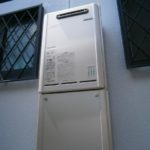 三重県桑名市 リンナイ（RUX-E2400W） 壁掛け型 給湯器取替工事