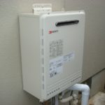 愛知県岡崎市 壁掛け型給湯器取替工事店 ノーリツ（GT-2050SAWXBL 13A） ガス給湯器取替工事