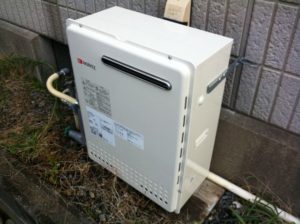 三重県桑名市 据置型給湯器取替 ノーリツ（GT-2450SARX） 給湯器取替工事