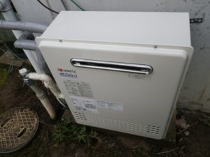 愛知県小牧市 据置型給湯器取替 ノーリツ（ GT-C2052SAX）エコジョーズ取替工事