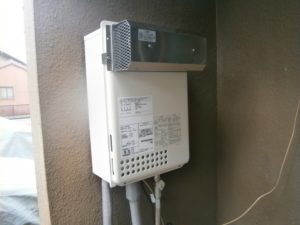 愛知県江南市 壁掛け型給湯器 ノーリツ（GQ-2037WS　13A） ガス給湯器取付工事