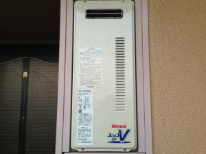 愛知県豊橋市 リンナイ（RUF-VS2005SAW+MBC120V） PS扉内設置型 ガスふろ給湯器取替工事愛知県豊橋市 リンナイ（RUF-VS2005SAW+MBC120V） PS扉内設置型 ガスふろ給湯器取替工事