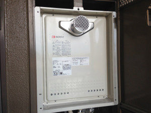 愛知県一宮市 PS扉内設置型ガス給湯器取替 ノーリツ(GT-2050SAWX-T) ガス給湯器取替工事