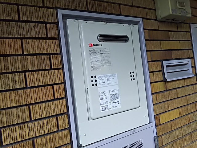 東京都世田谷区松原 ガス給湯器取替 ノーリツ(GQ-2039WS) ガス給湯器取替工事