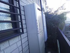 神奈川県茅ヶ崎市 急に動作停止 ガス給湯器 リンナイ(RUF-E2005SAW) ガス給湯器取替工事