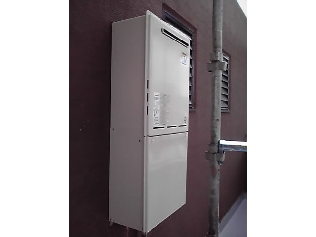 愛知県尾張旭市 給湯器交換 リンナイ（RUF-A2003SAW(13A)） 壁掛け給湯器交換工事