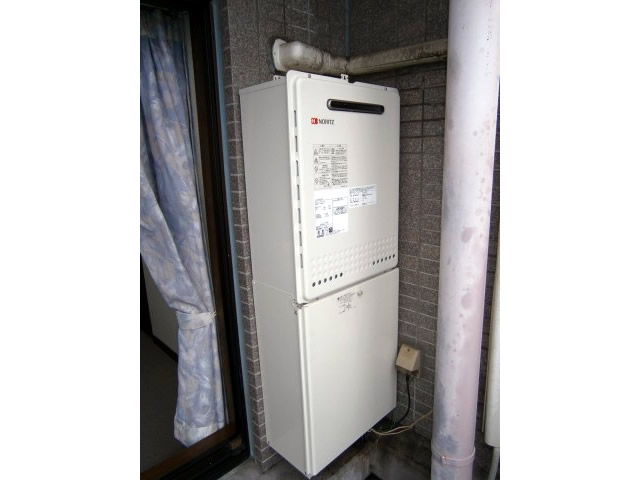 名古屋市熱田区 給湯器取替店 ノーリツ（GT-2450SAWX-BL 13A） 壁掛け型ガス給湯器交換工事