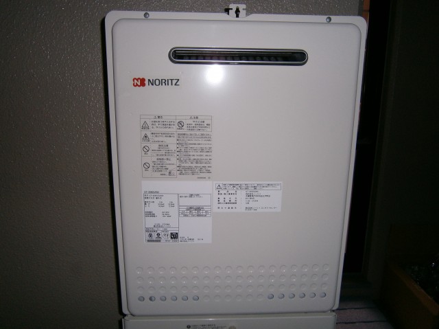 愛知県岡崎市 ノーリツ（GT-2050SAWX） 壁掛け型 ガス給湯器交換工事