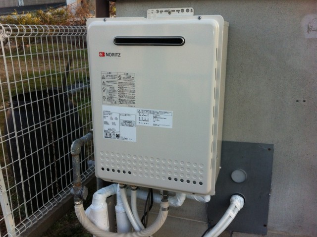 愛知県春日井市 壁掛け型給湯器 ノーリツ（GT-2050SAWX） ガス給湯器取替工事