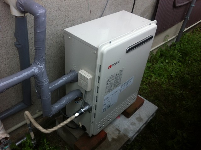 愛知県犬山市 ノーリツ（GRQ-2050SAX） 壁掛け型 ガス給湯器取替工事