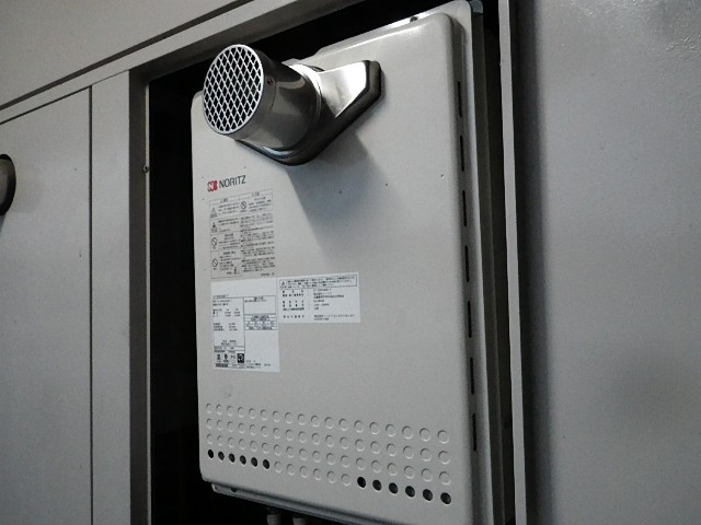 愛知県江南市 ノーリツ（ＧＴ－2050ＳＡＷＸ－Ｔ） PS扉内設置型 給湯器取替工事