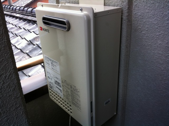 名古屋市西区 ノーリツ（GQ-1637WS） 壁掛け型ガス給湯器取替工事