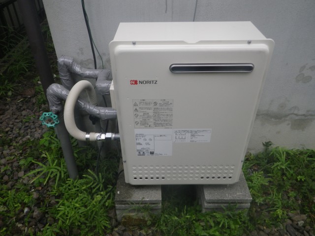 愛知県犬山市 据置型給湯器 ノーリツ（GRQ-2050SAW） ガス給湯器取替工事