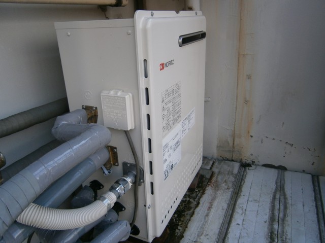 名古屋市中村区 即日工事 据置型給湯器 ノーリツ（ＧＴ-2050ＳＡＲＸ　13Ａ） ガス給湯器取替工事