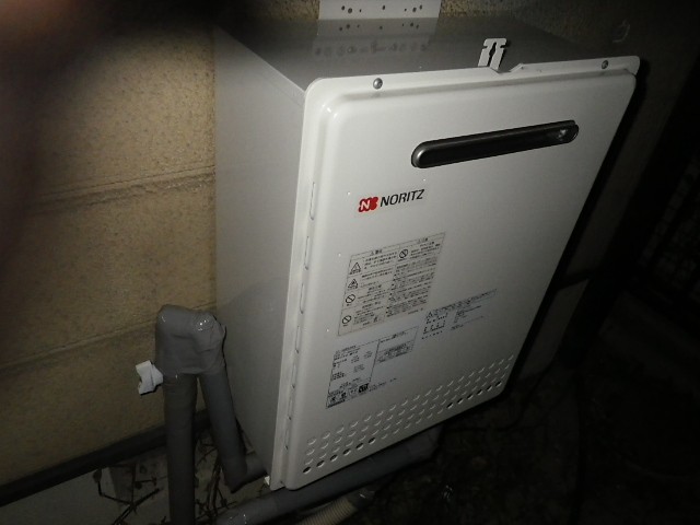 名古屋市港区 据置型給湯器 ノーリツ（GT-1650SAWX） ガス給湯器取替工事