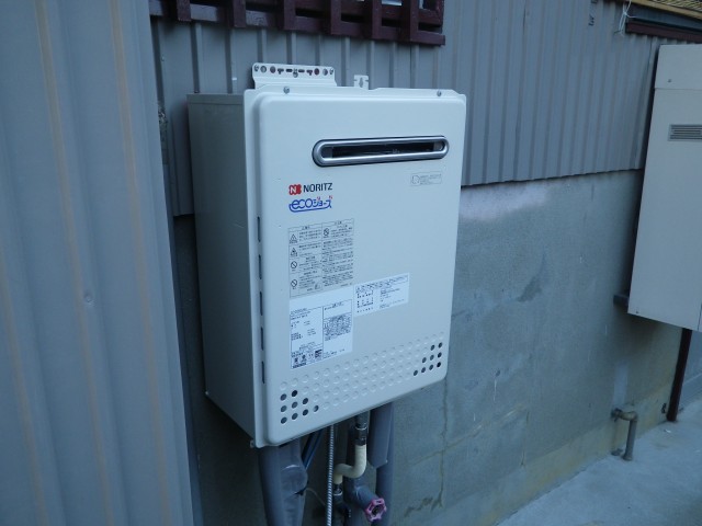 愛知県豊橋市 エコジョーズ取替 ノーリツ（GT-C2052SAWX BL） 壁掛け型給湯器 エコジョーズ取替工事