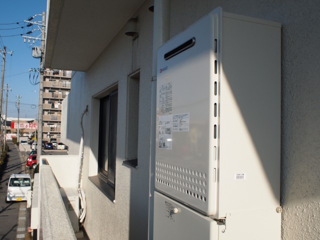 愛知県安城市 壁掛け型給湯器 ノーリツ（GT-2450AWX） ガス給湯器交換工事