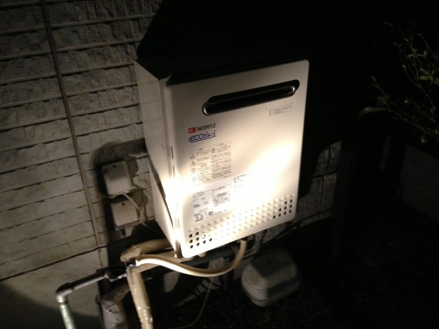 愛知県西尾市 エコジョーズ取替 壁掛け型給湯器 ノーリツ（ GT-C2452SAWX） エコジョーズ交換工事