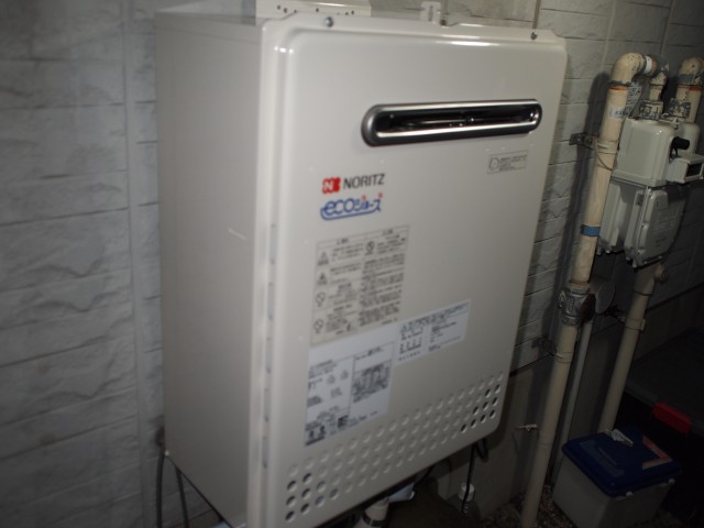名古屋市北区 エコジョーズ ノーリツ（GT-C2452SAWX） 壁掛け型 ガス給湯器取替工事