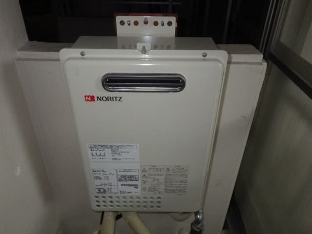 名古屋市昭和区 壁掛け型給湯器 ノーリツ（GQ-1637WS） ガス給湯器取り替え工事