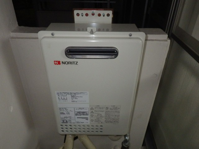 名古屋市昭和区 壁掛け型給湯器 ノーリツ（GQ-1637WS） ガス給湯器取り替え工事
