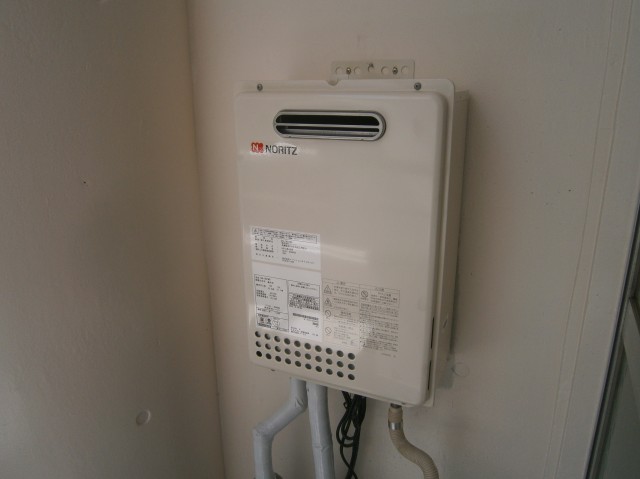 名古屋市昭和区 壁掛け型給湯器 ノーリツ（GQ-1637WS）ガス給湯器取替工事