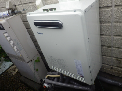 愛知県一宮市 据置型給湯器 パロマ（FH-204AWDL+MFC-126） ガスふろ給湯器 取替工事