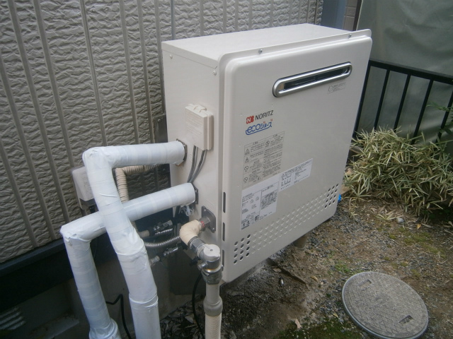 愛知県長久手市 エコジョーズ取替 ノーリツ（GT-C2052SARX 13A） 据置型 ガス給湯器取替工事