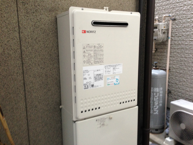愛知県小牧市 ノーリツ（GT-2450SAWX） 壁掛け型 ガスふろ給湯器取替工事