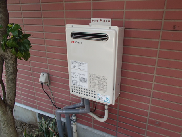 愛知県小牧市 ノーリツ（GQ-2437WS(13A)） 壁掛け型 給湯専用ガス給湯器取替工事