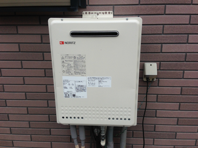名古屋市南区 給湯器取替 壁掛け型 ノーリツ（GT-2050SAWX） ガス給湯器取替工事
