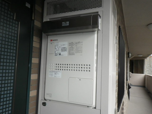 神奈川県厚木市戸室 ノーリツ(GTH-2444AWX3H-1) PS扉内設置型ガス給湯器取替工事